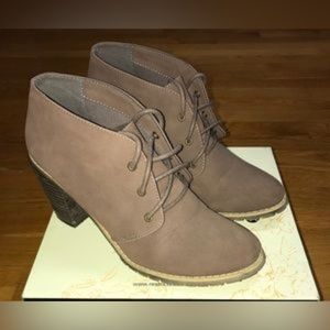 Fall Taupe Brown Gray Bootie, Size 7